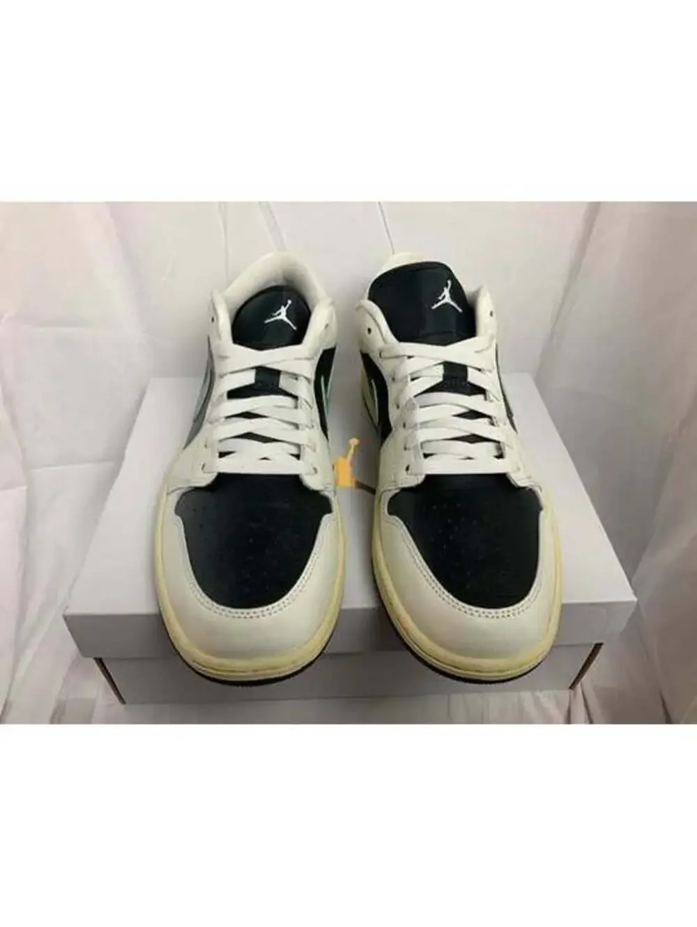 Nike Air Jordan 1 Low Women’s size 12